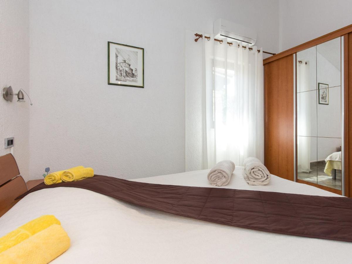 Apartment Starigrad-4 By Interhome Starigrad  Exterior photo